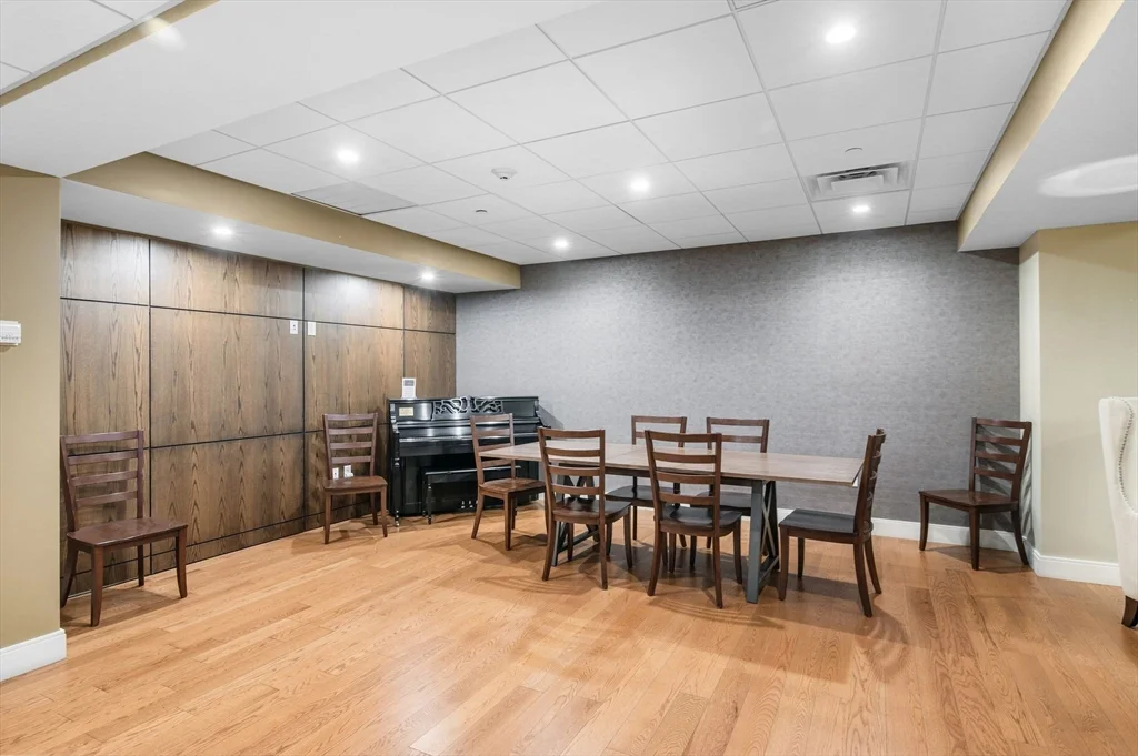 2 bed, 2 bath apartment for rent at 201 Elliott St Unit 409, Beverly — photo 34 of 36