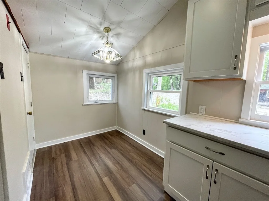 1 bed, 1 bath apartment for rent at 201 Fire Road, 16, Lunenburg — photo 5 of 17