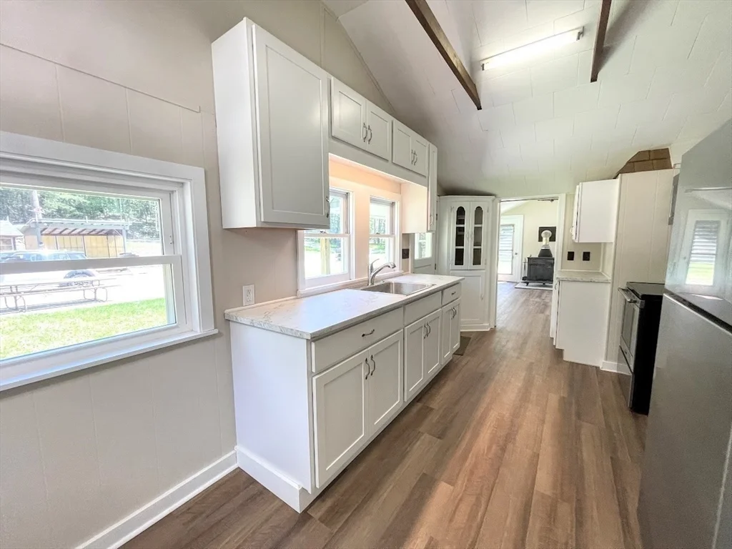 1 bed, 1 bath apartment for rent at 201 Fire Road, 16, Lunenburg — photo 6 of 17