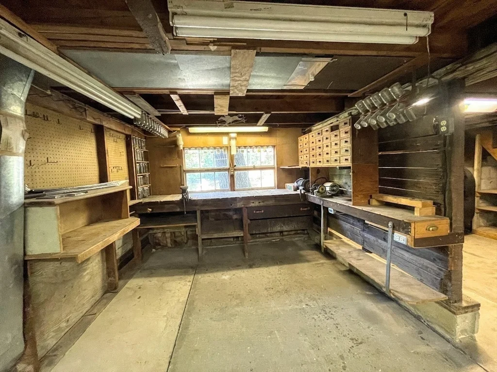 1 bed, 1 bath apartment for rent at 201 Fire Road, 16, Lunenburg — photo 15 of 17