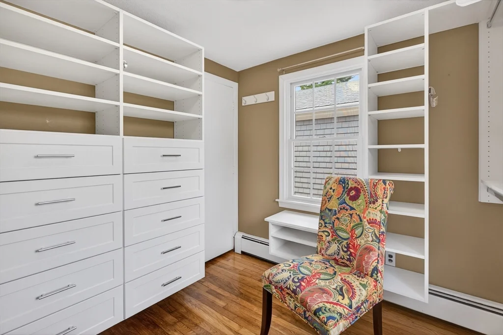 2 bed, 1 bath apartment for rent at 201 Grove St, Kingston — photo 10 of 18