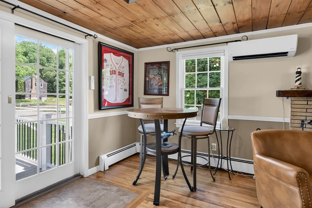 2 bed, 1 bath apartment for rent at 201 Grove St, Kingston — photo 13 of 18