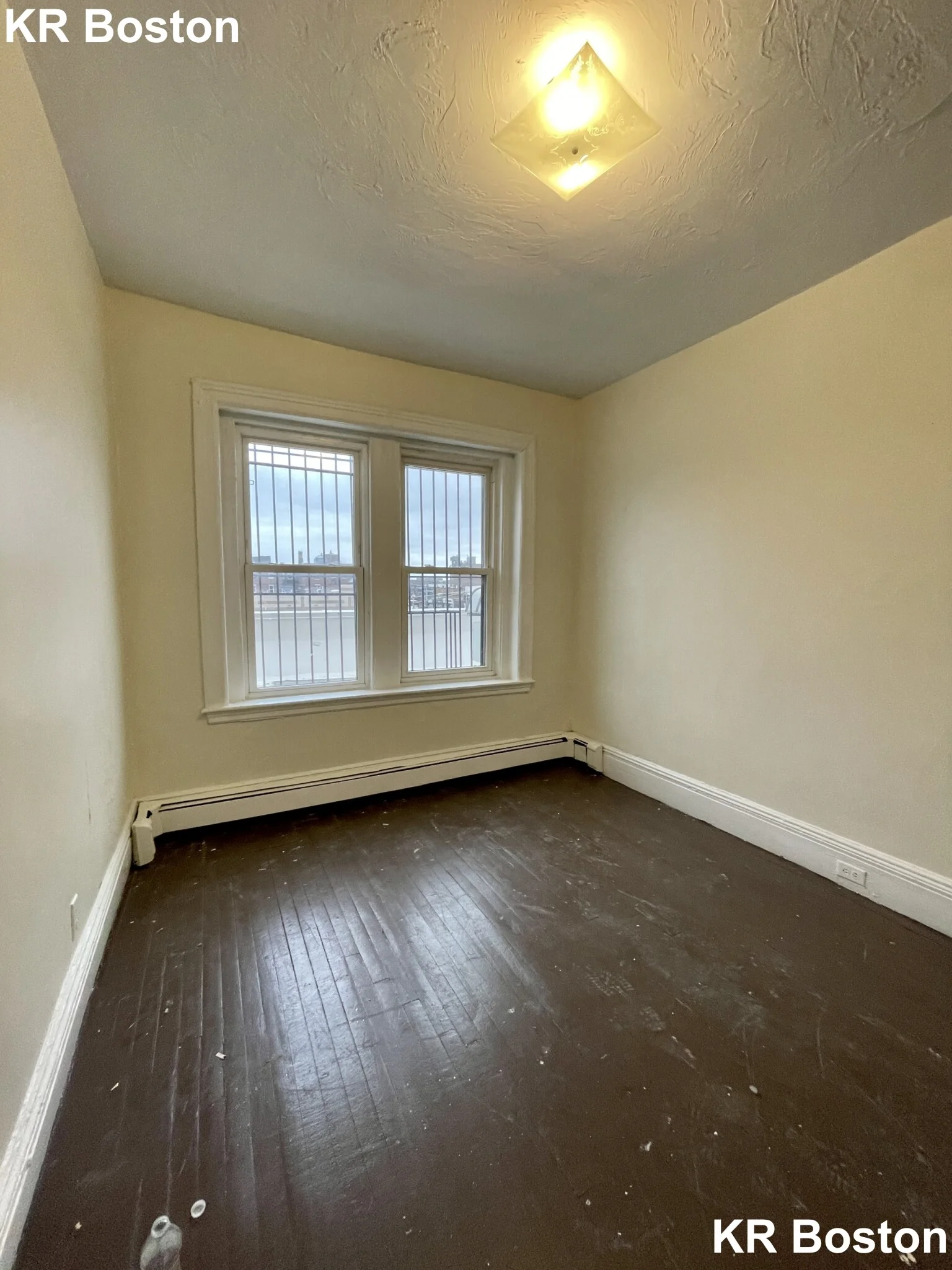 4 bed, 2 bath apartment for rent at 201 Harvard Ave Unit 1, Allston — photo 17 of 18