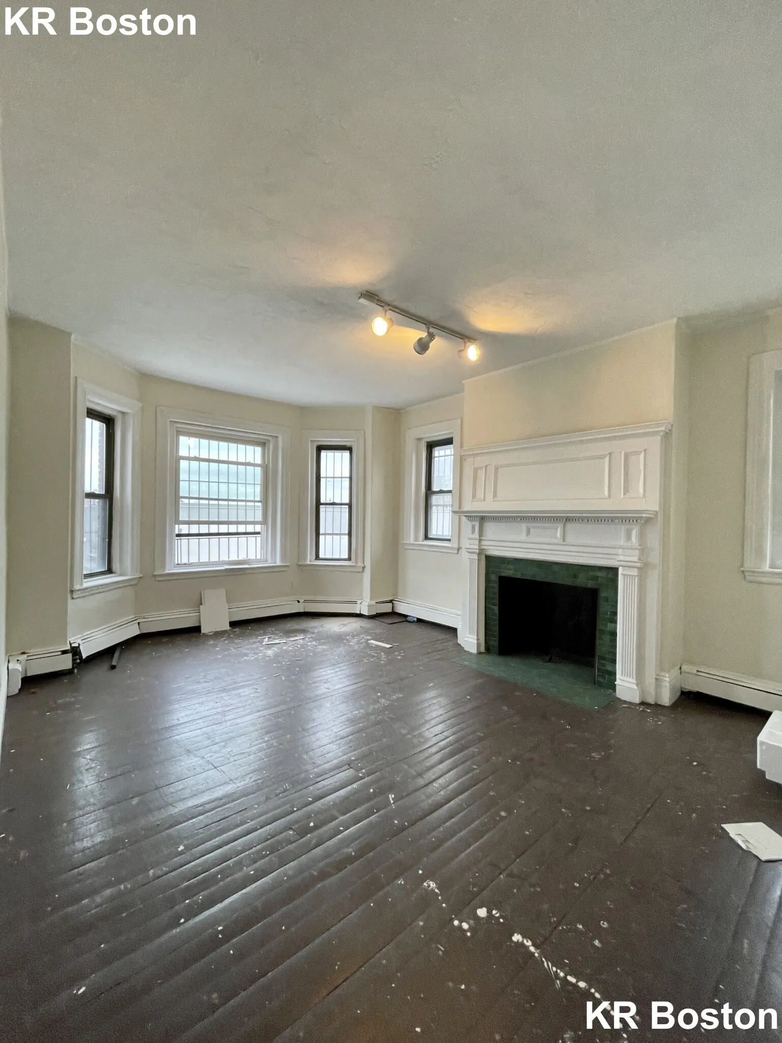 4 bed, 2 bath apartment for rent at 201 Harvard Ave Unit 1, Allston — photo 13 of 18