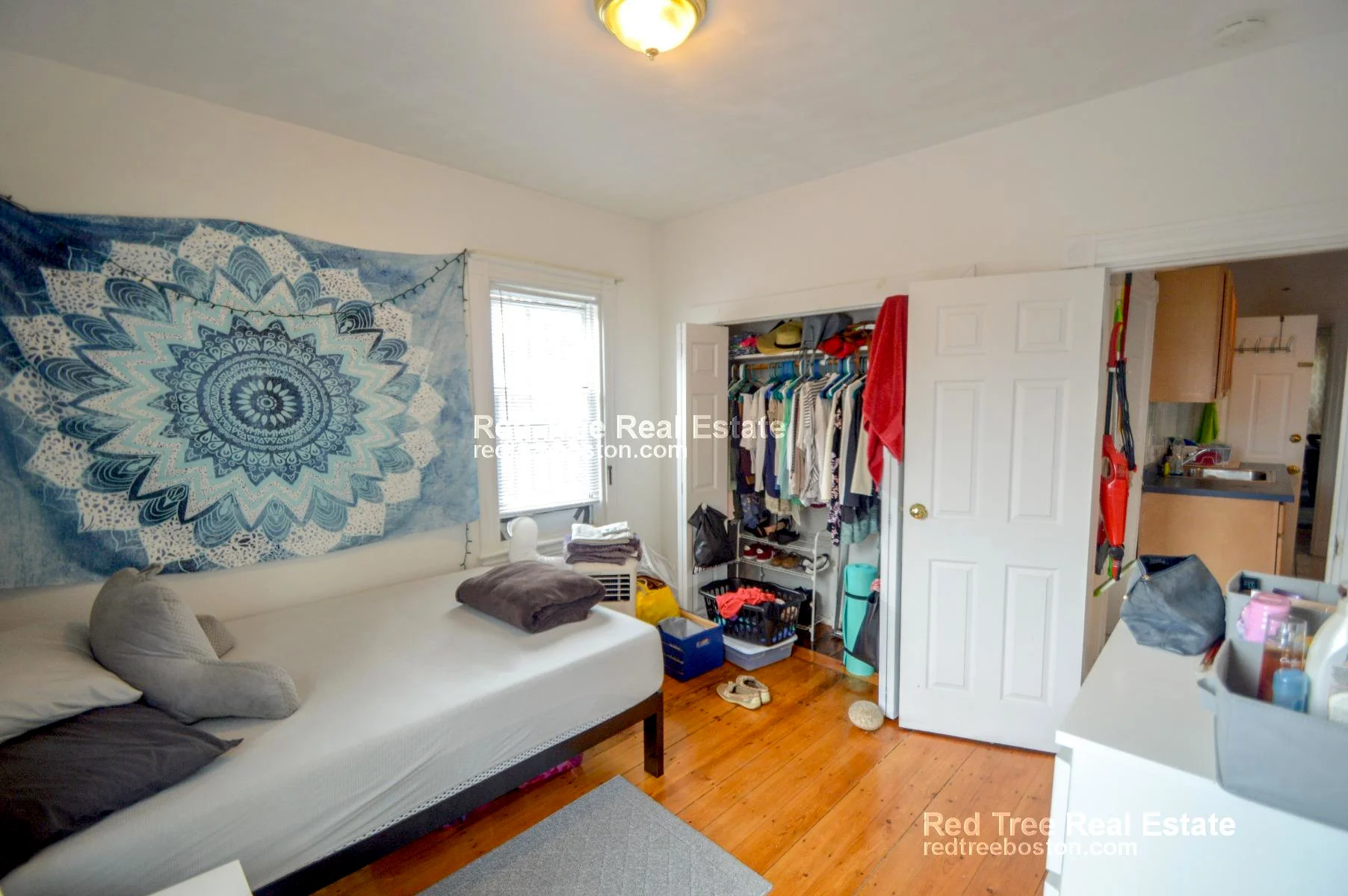 3 bed, 1 bath apartment for rent at 201 Hillside St Unit 1, Mission Hill — photo 6 of 10