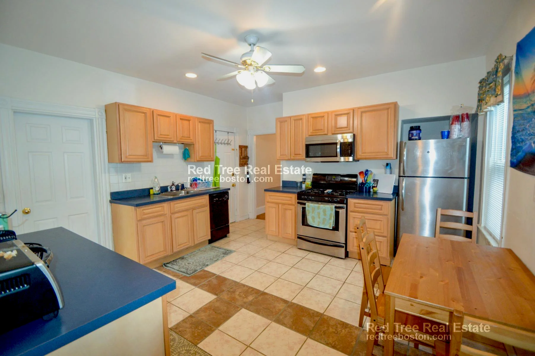 3 bed, 1 bath apartment for rent at 201 Hillside St Unit 1, Mission Hill — photo 1 of 10