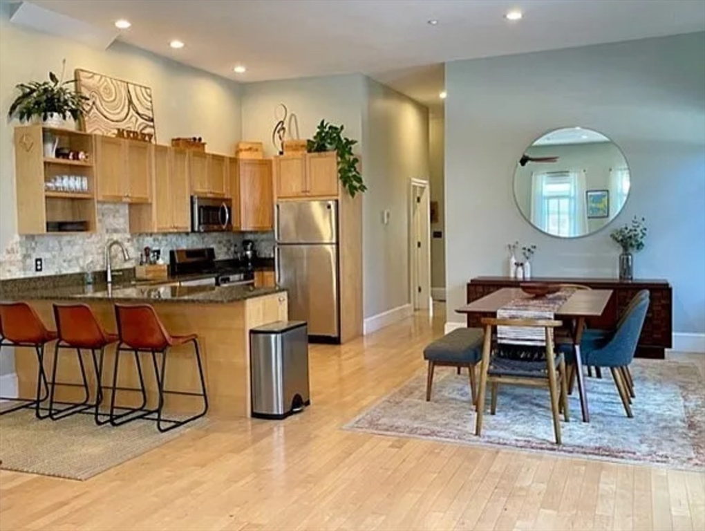 2 bed, 2 bath apartment for rent at 201 K St Unit 1, South Boston