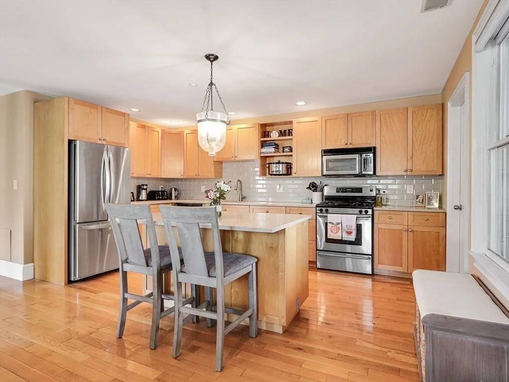 2 bed, 1 bath apartment for rent at 201 K St Unit 4, South Boston — photo 5 of 24