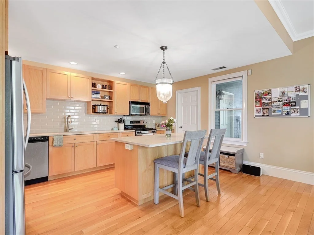2 bed, 1 bath apartment for rent at 201 K St Unit 4, South Boston — photo 7 of 24