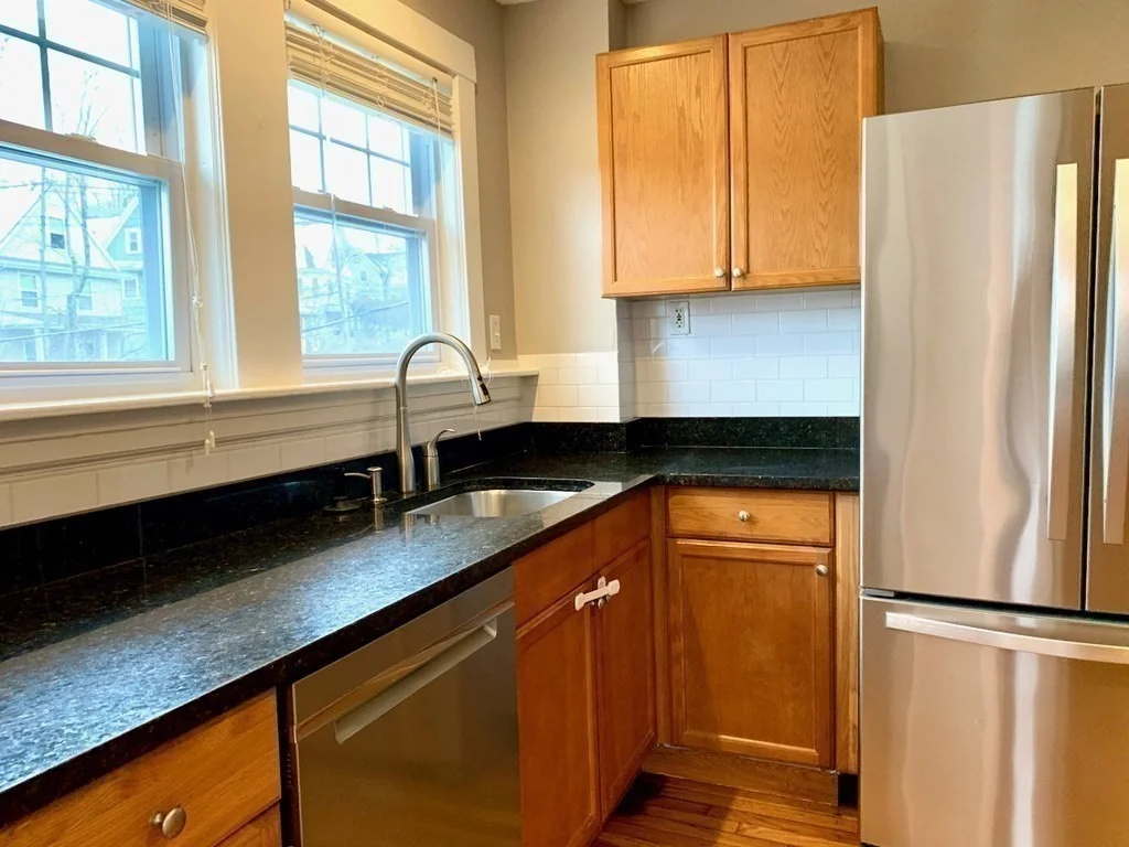 3 bed, 2 bath apartment for rent at 201 Langley Rd Unit 201, Newton — photo 4 of 13