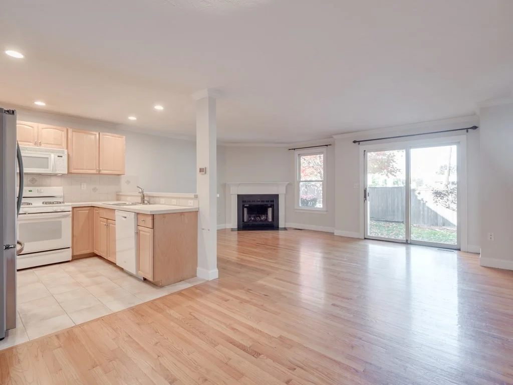 3 bed, 2 bath apartment for rent at 201 Main St Unit 2, Woburn — photo 5 of 31