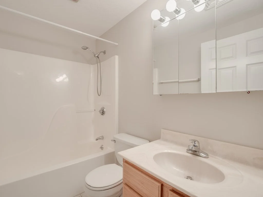 3 bed, 2 bath apartment for rent at 201 Main St Unit 2, Woburn — photo 19 of 31