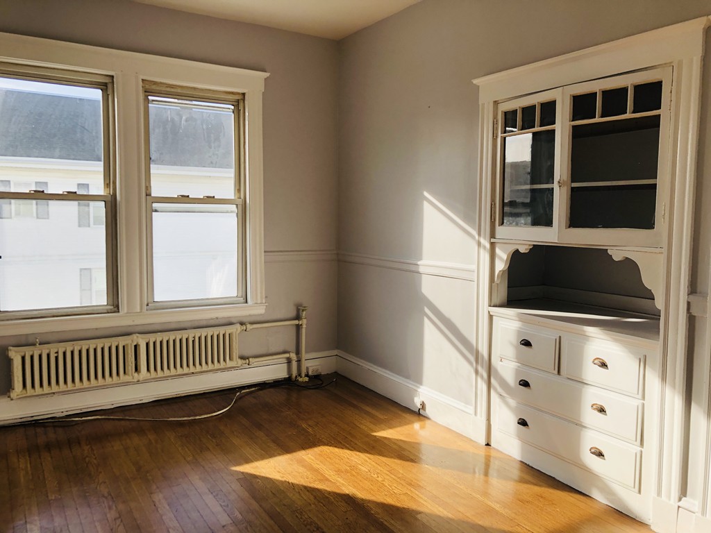 2 bed, 1 bath apartment for rent at 201 N Unit 2, Boston — photo 2 of 16