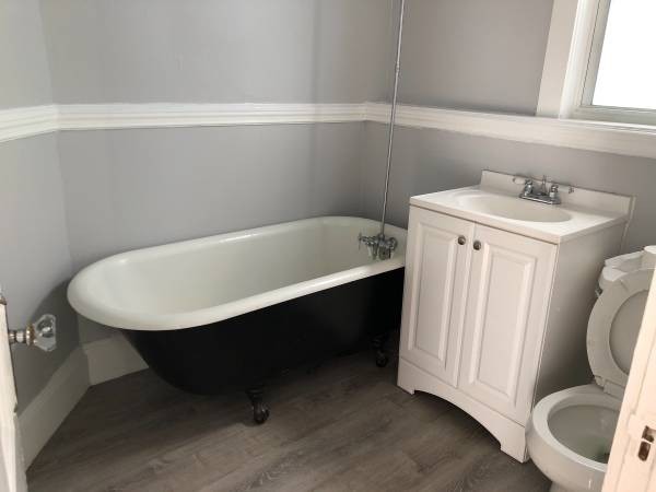 2 bed, 1 bath apartment for rent at 201 N Unit 2, Boston — photo 6 of 16