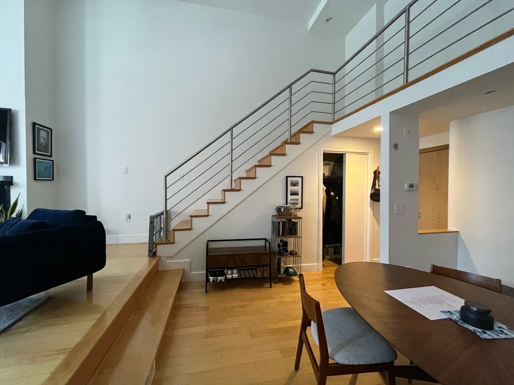1 bed, 2 bath apartment for rent at 201 Newbury St Unit 203, Back Bay — photo 7 of 20