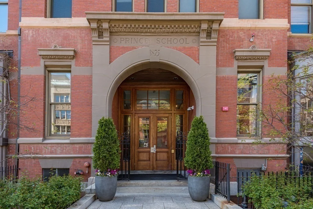 1 bed, 1 bath apartment for rent at 201 Newbury St Unit 304, Back Bay — photo 25 of 25