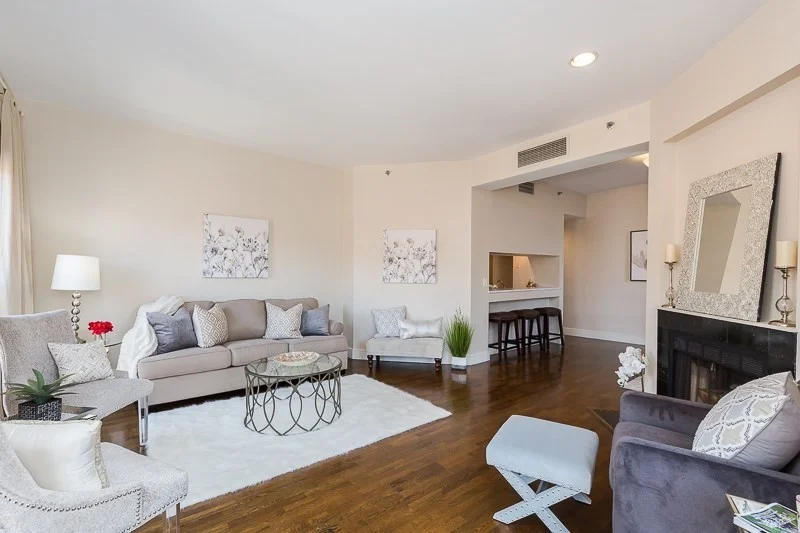 1 bed, 1 bath apartment for rent at 201 Newbury St Unit 309, Back Bay — photo 3 of 16