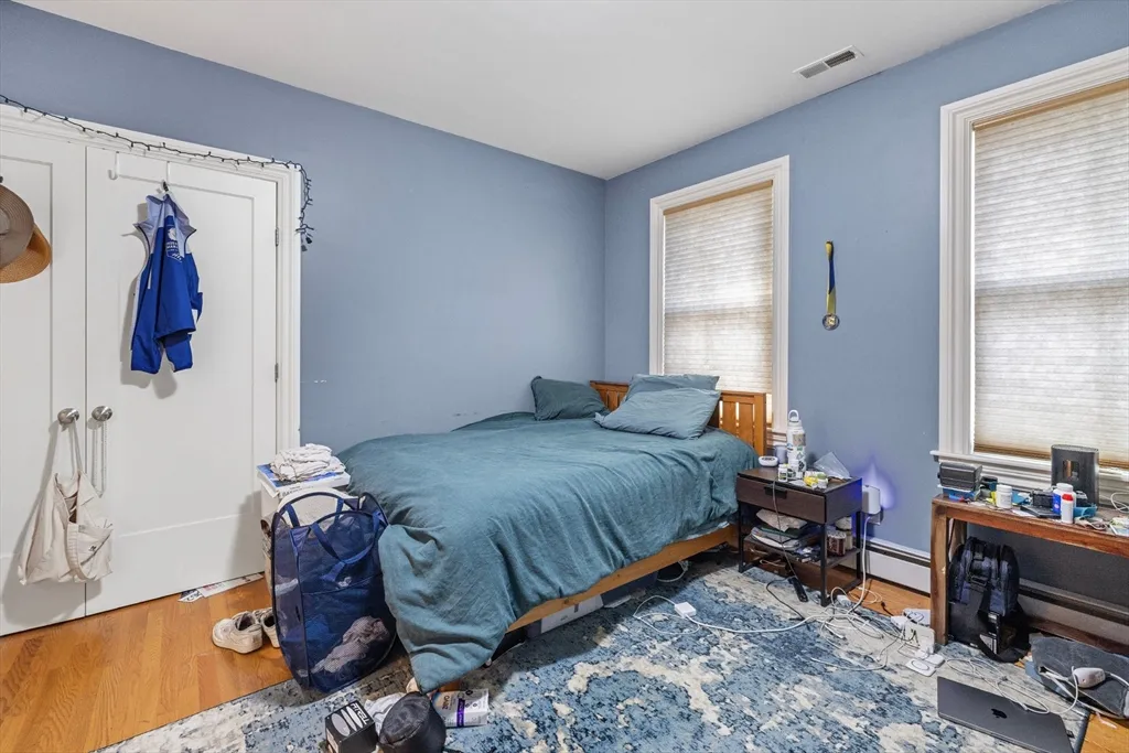 3 bed, 1 bath apartment for rent at 201 Norfolk St Unit 1, The Port — photo 22 of 30