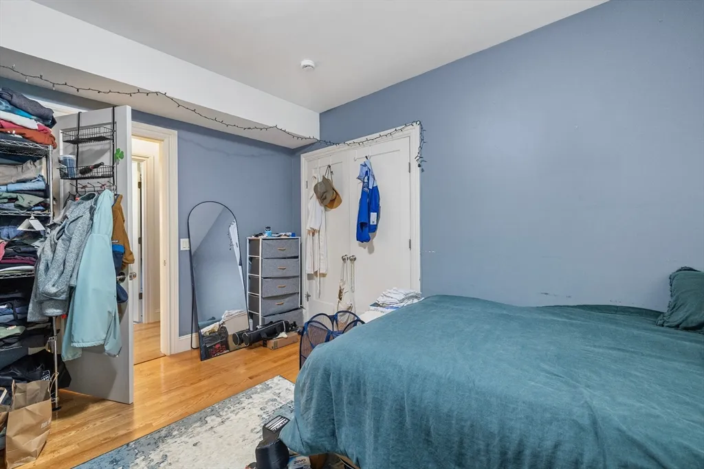 3 bed, 1 bath apartment for rent at 201 Norfolk St Unit 1, The Port — photo 23 of 30