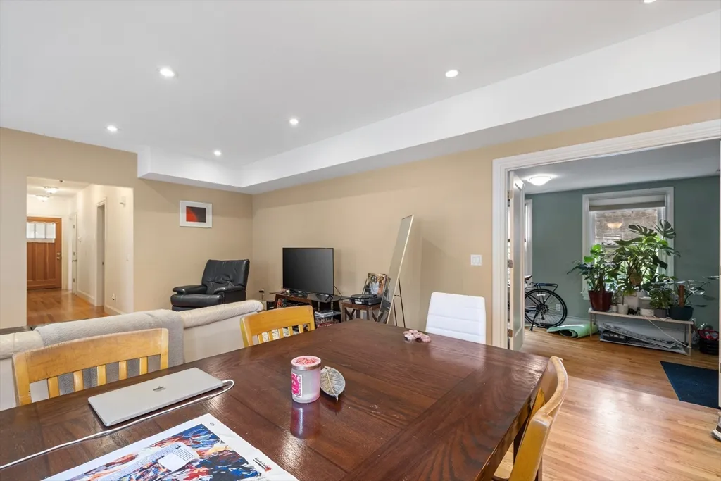 3 bed, 1 bath apartment for rent at 201 Norfolk St Unit 1, The Port — photo 13 of 30