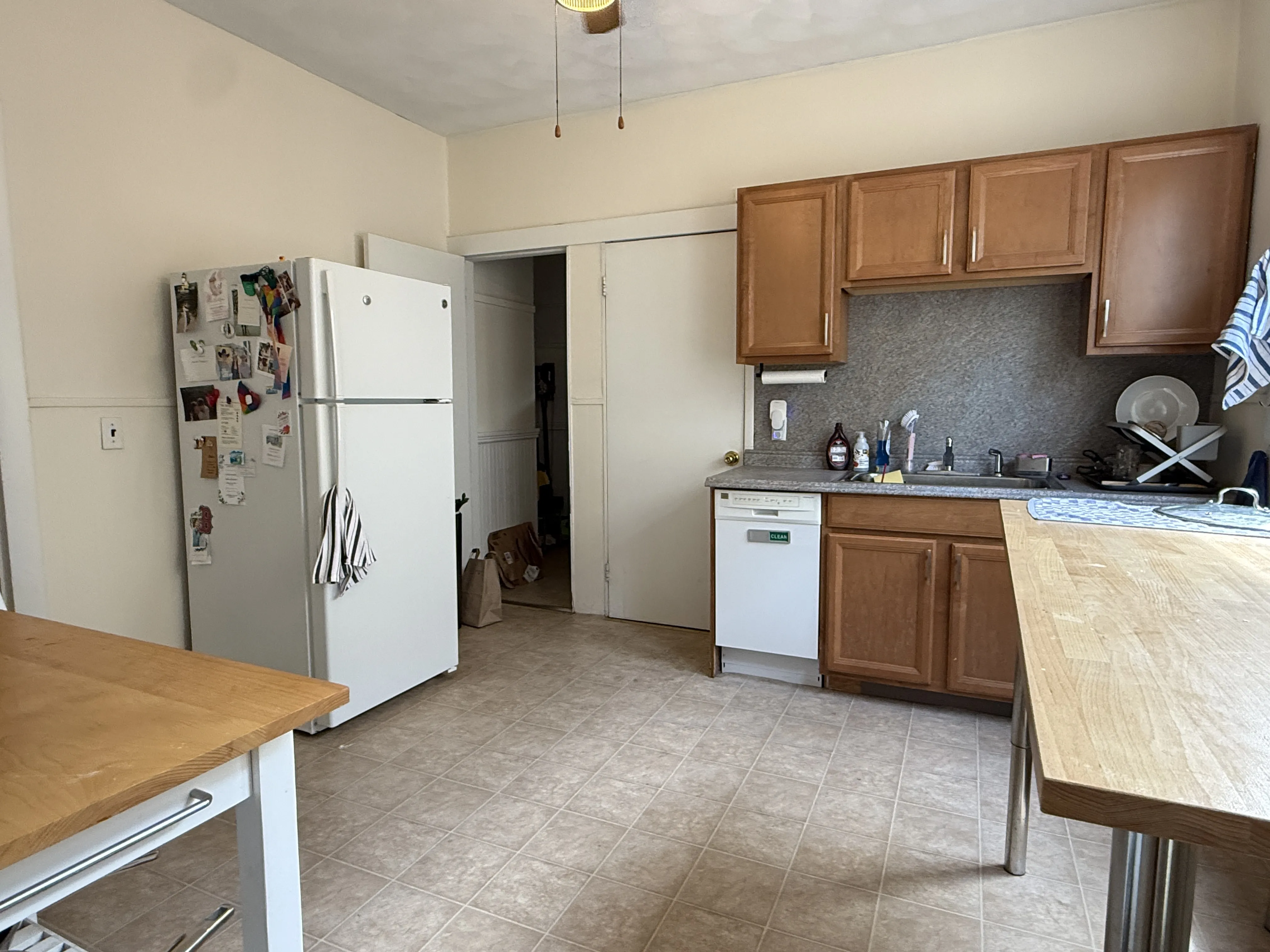 3 bed, 1 bath apartment for rent at 201 Rawson Rd Unit 2, Aspinwall Hill — photo 4 of 14