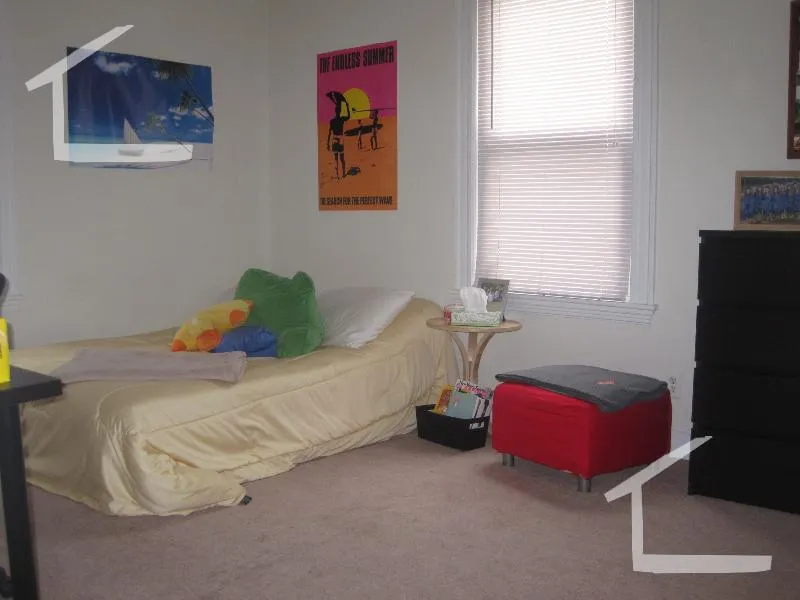 3 bed, 1 bath apartment for rent at 201 Rawson Rd Unit 3, Aspinwall Hill — photo 2 of 11
