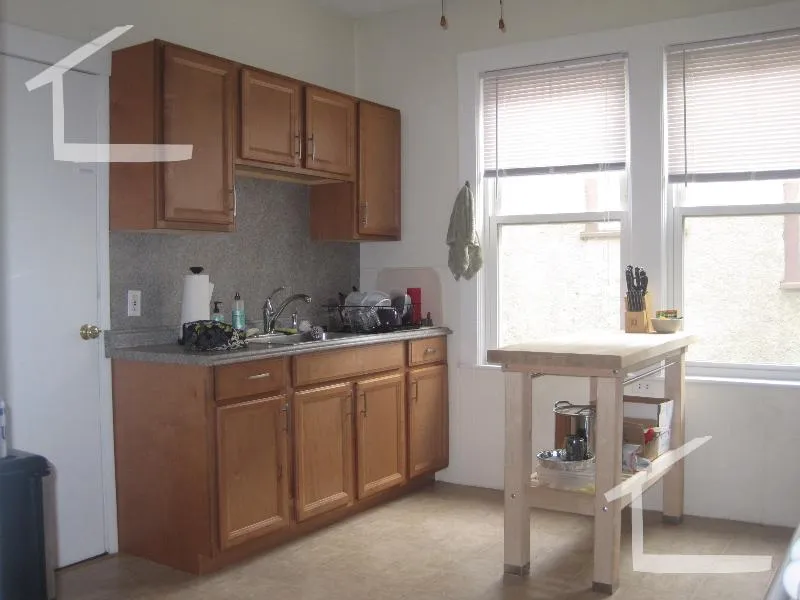 3 bed, 1 bath apartment for rent at 201 Rawson Rd Unit 3, Aspinwall Hill — photo 10 of 11
