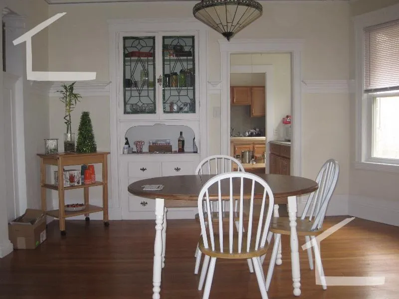 3 bed, 1 bath apartment for rent at 201 Rawson Rd Unit 3, Aspinwall Hill — photo 3 of 11