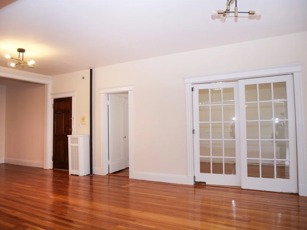 4 bed, 2 bath apartment for rent at 201 Saint Paul St Unit 22T, Brookline — photo 6 of 15