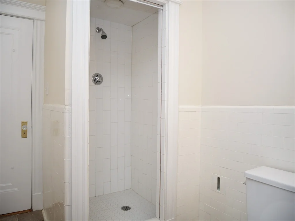 4 bed, 2 bath apartment for rent at 201 Saint Paul St Unit 22T, Brookline — photo 12 of 15