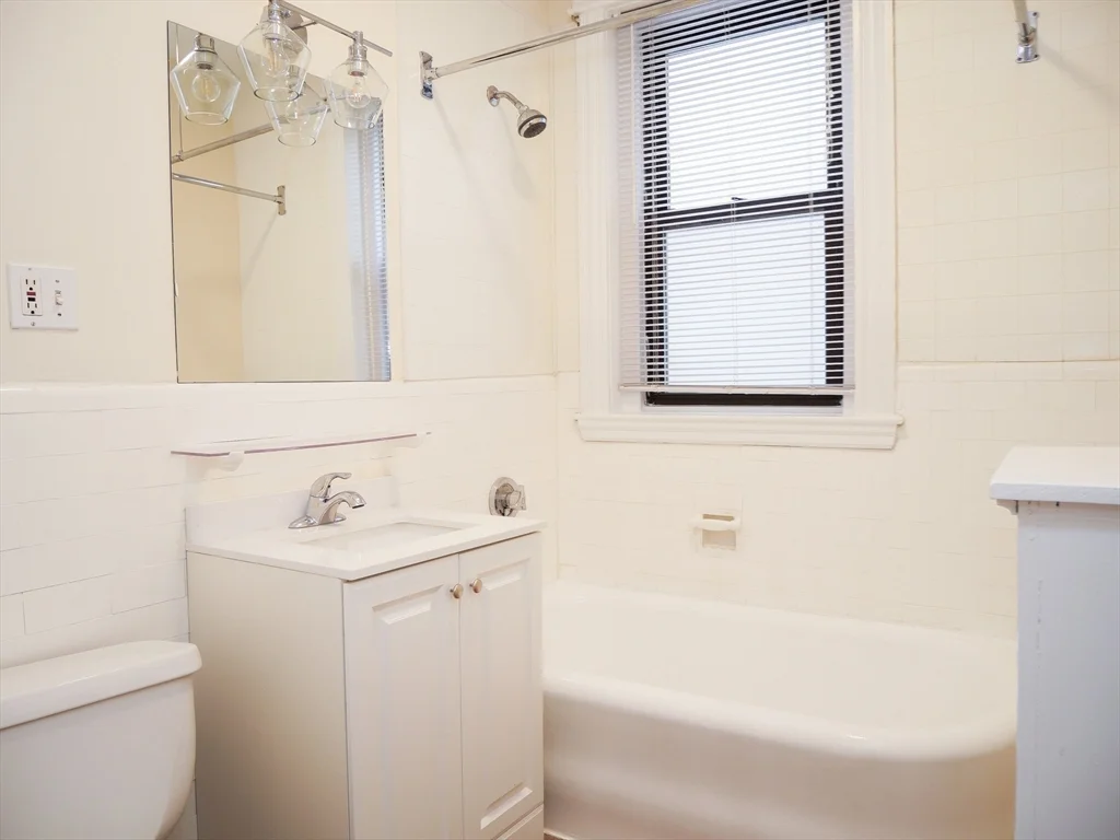 4 bed, 2 bath apartment for rent at 201 Saint Paul St Unit 22T, Brookline — photo 9 of 15