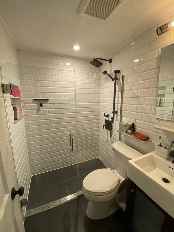 2 bed, 1 bath apartment for rent at 201 Salem St Unit 5, North End — photo 2 of 7