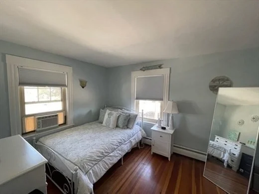 4 bed, 2 bath apartment for rent at 201 Samoset Ave, Hull — photo 16 of 23