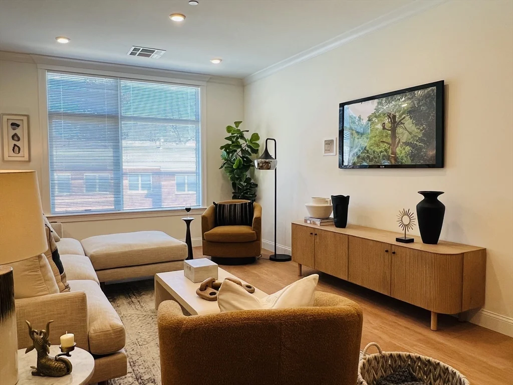 1 bed, 1 bath apartment for rent at 201 Sherman Rd Unit 614, Chestnut Hill — photo 17 of 26