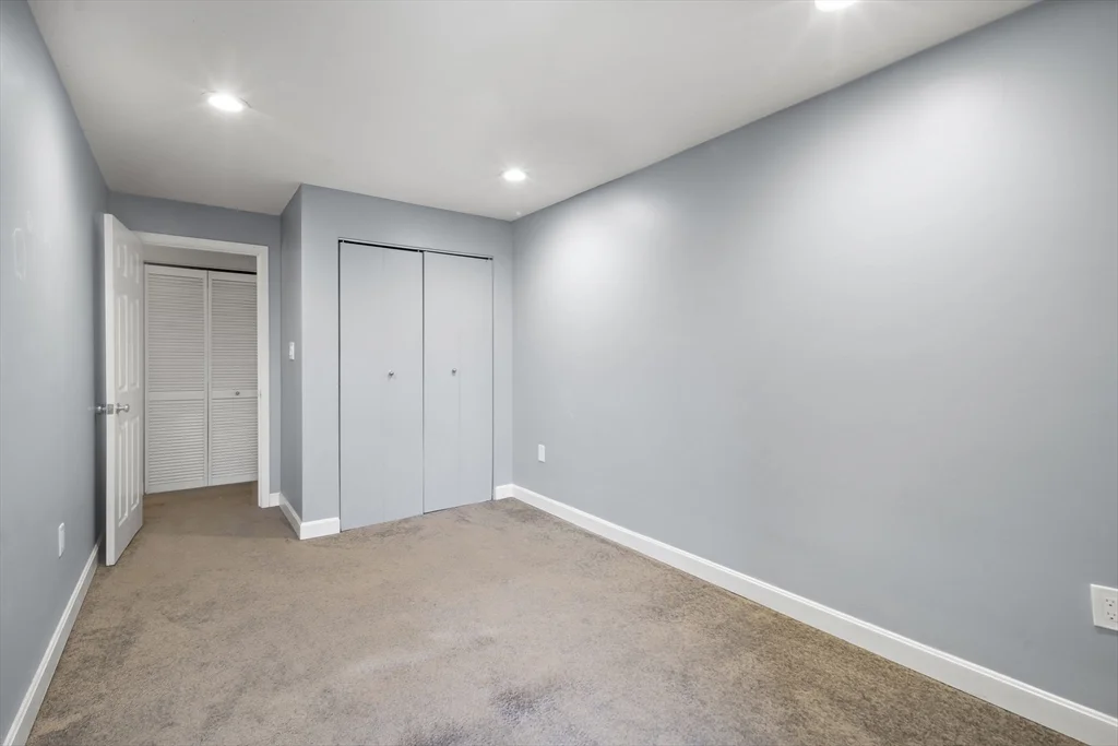 2 bed, 1 bath apartment for rent at 201 Thorndike St Unit 205, Lowell — photo 2 of 13