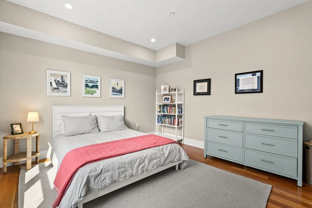 3 bed, 2 bath apartment for rent at 201 W 8th St Unit 3A, South Boston — photo 14 of 32