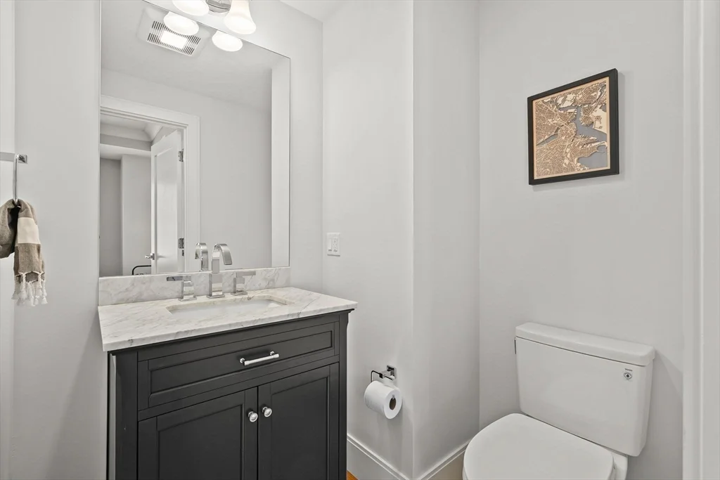 3 bed, 2 bath apartment for rent at 201 W 8th St Unit 3A, South Boston — photo 13 of 32