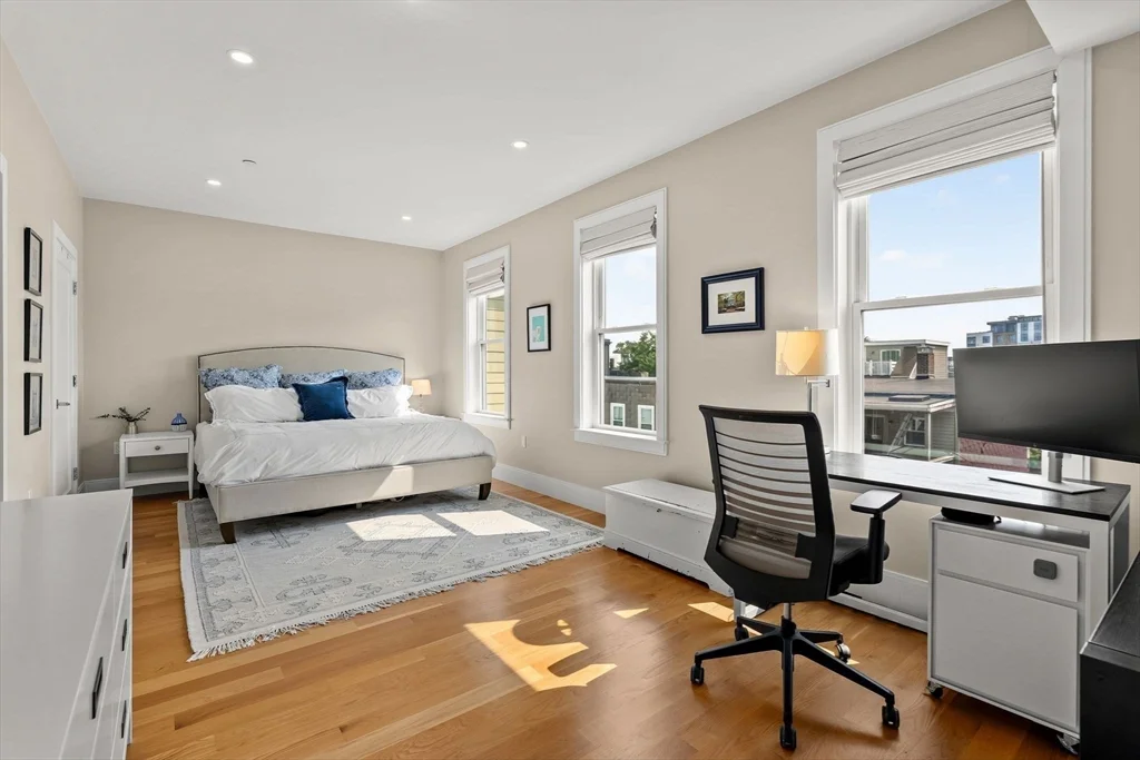 3 bed, 2 bath apartment for rent at 201 W 8th St Unit 3A, South Boston — photo 19 of 32