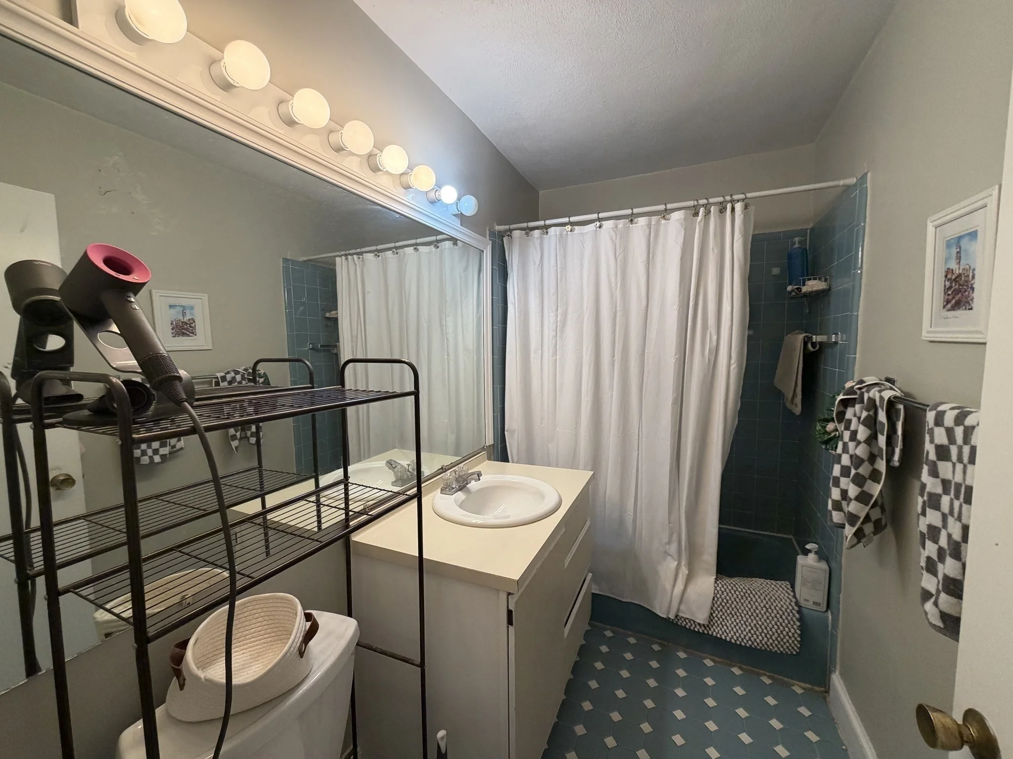 1 bed, 1 bath apartment for rent at 201 West Newton Unit 2, South End — photo 11 of 12