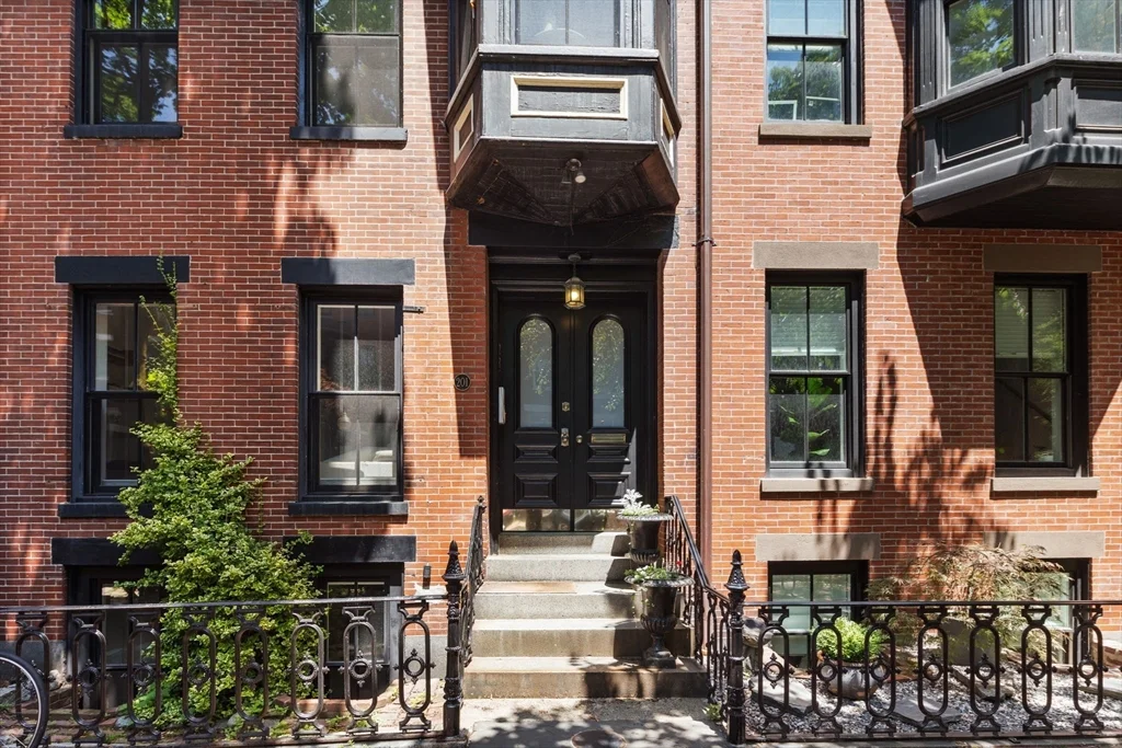 2 bed, 2 bath apartment for rent at 201 West Springfield Unit 3, South End — photo 30 of 32