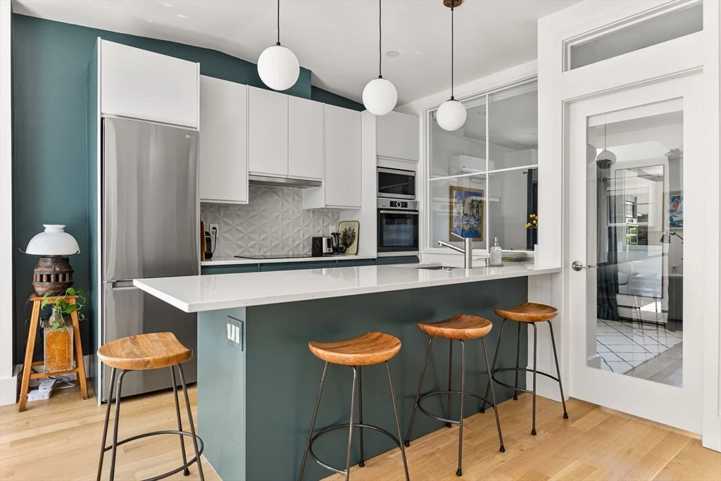 2 bed, 2 bath apartment for rent at 201 West Springfield Unit 3, South End — photo 5 of 32