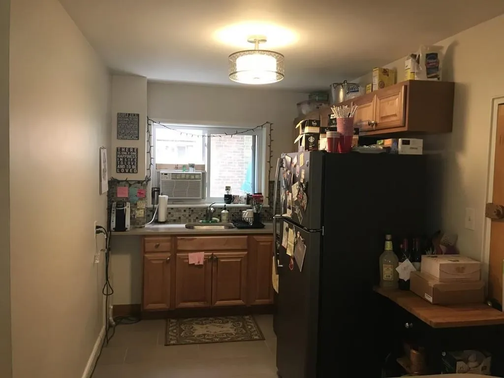 2 bed, 1 bath apartment for rent at 2012 Commonwealth Ave Unit 1E, Brighton — photo 13 of 14