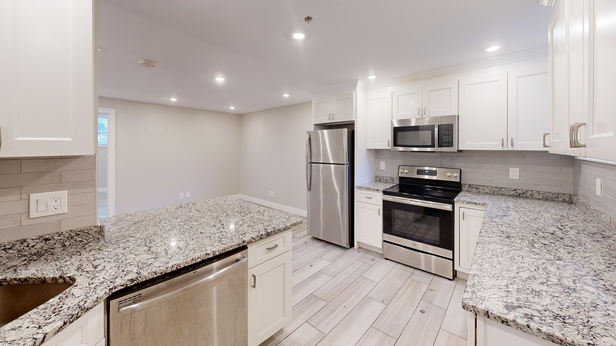 2 bed, 1 bath apartment for rent at 2017 Commonwealth Ave Unit 1, Brighton — photo 1 of 10