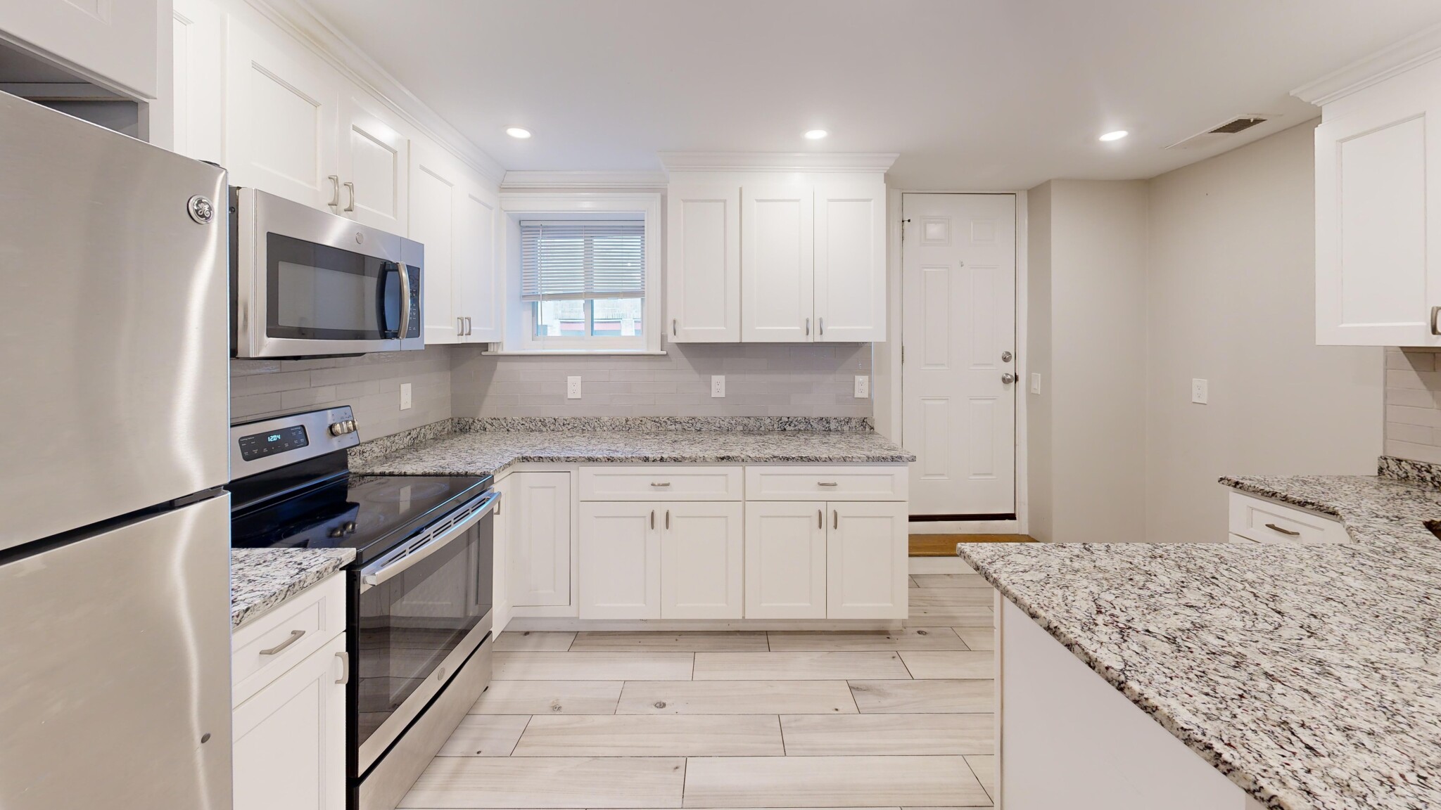 2 bed, 1 bath apartment for rent at 2017 Commonwealth Ave Unit 1, Brighton — photo 2 of 10