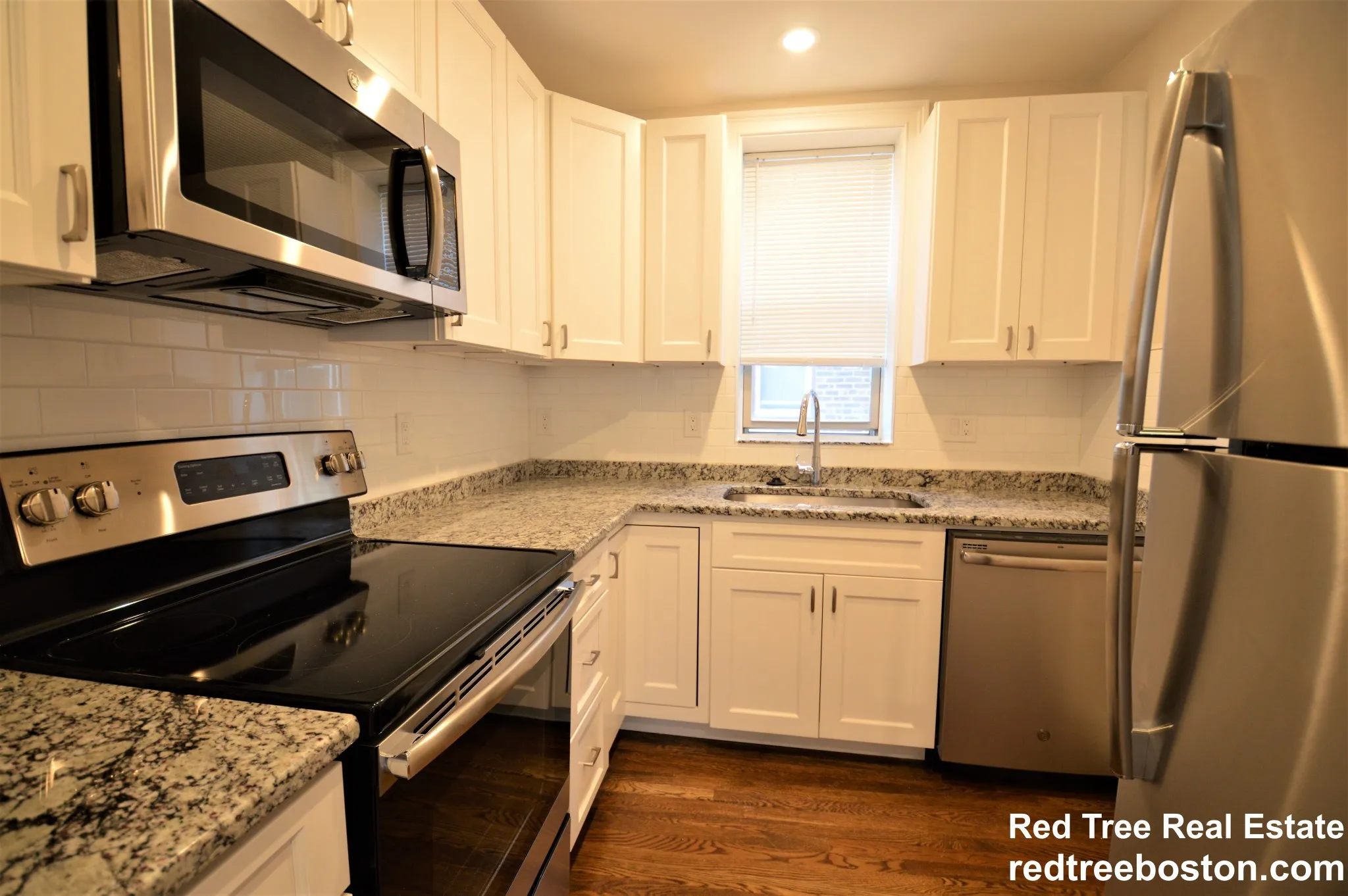 2 bed, 1 bath apartment for rent at 2017 Commonwealth Ave Unit 4, Brighton