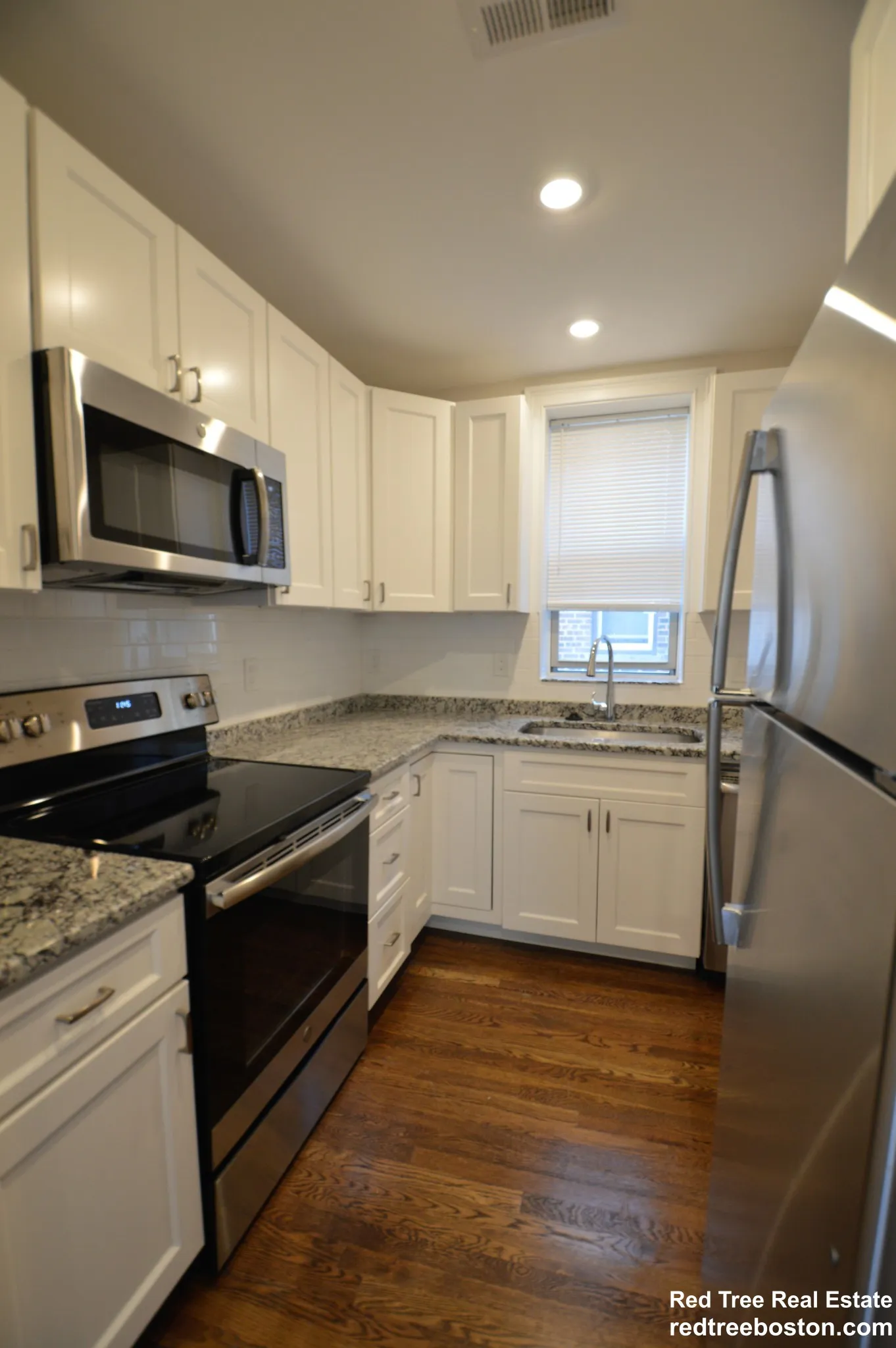 2 bed, 1 bath apartment for rent at 2017 Commonwealth Ave Unit 6, Brighton — photo 5 of 22