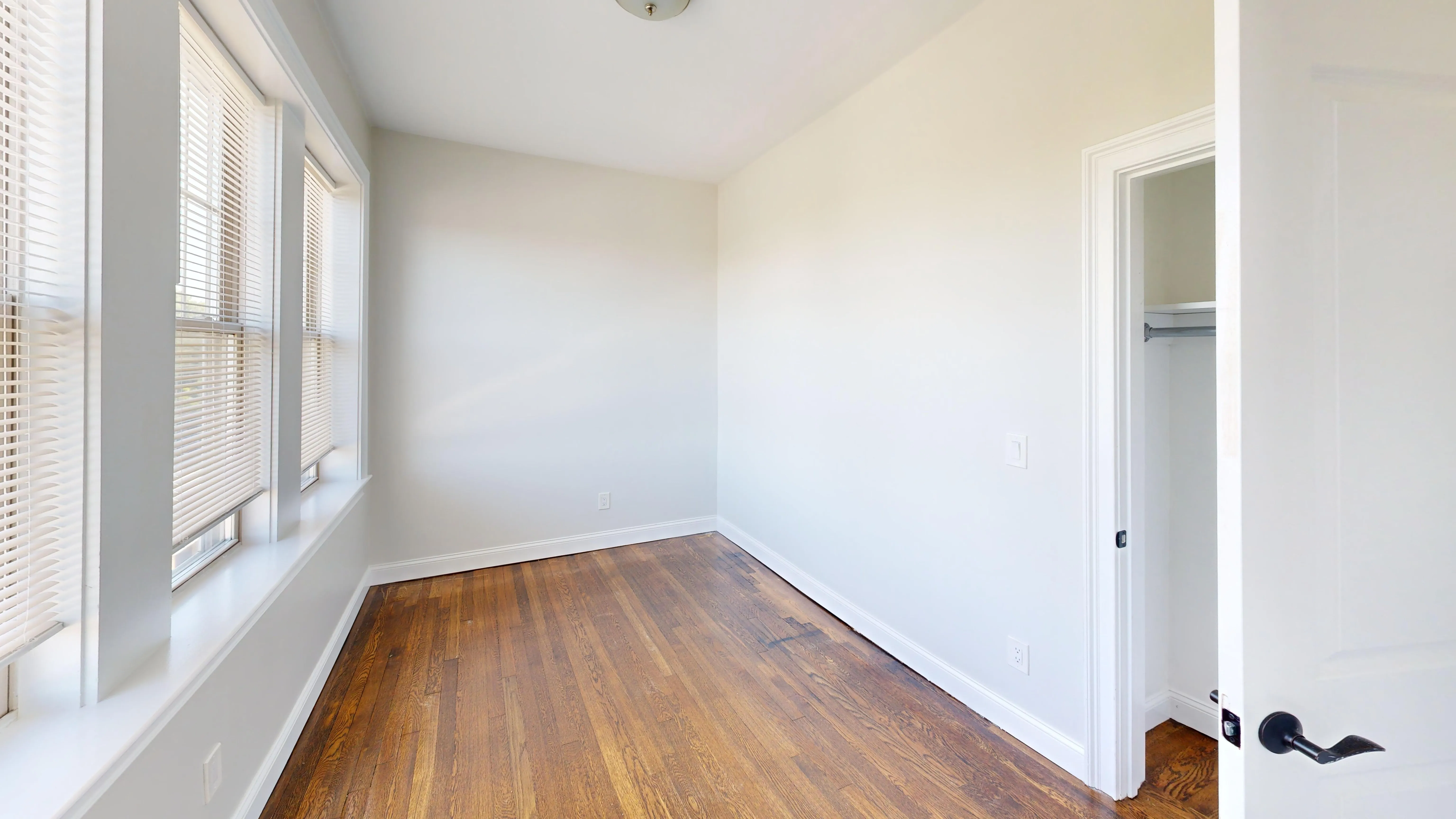 2 bed, 1 bath apartment for rent at 2017 Commonwealth Ave Unit 6, Brighton — photo 2 of 9