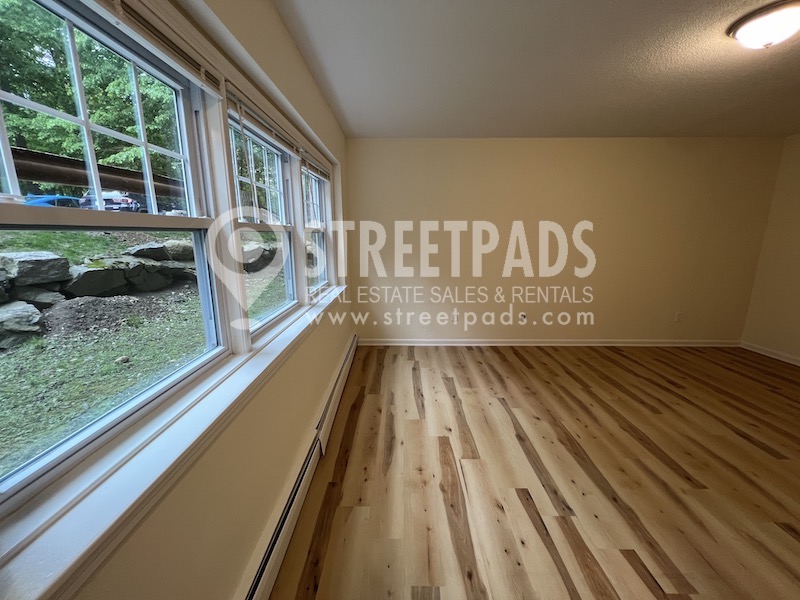 1 bed, 1 bath apartment for rent at 2018 Commonwealth Ave Unit 1, Brighton — photo 5 of 23