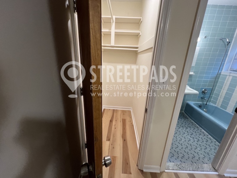 1 bed, 1 bath apartment for rent at 2018 Commonwealth Ave Unit 1, Brighton — photo 12 of 23