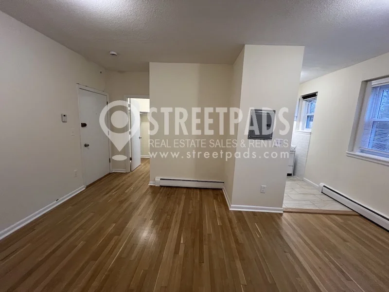Studio bed, 1 bath apartment for rent at 2018 Commonwealth Ave Unit 23, Brighton — photo 10 of 20